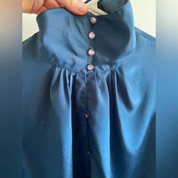 Kara vintage Blouse - Picture 15 of 16